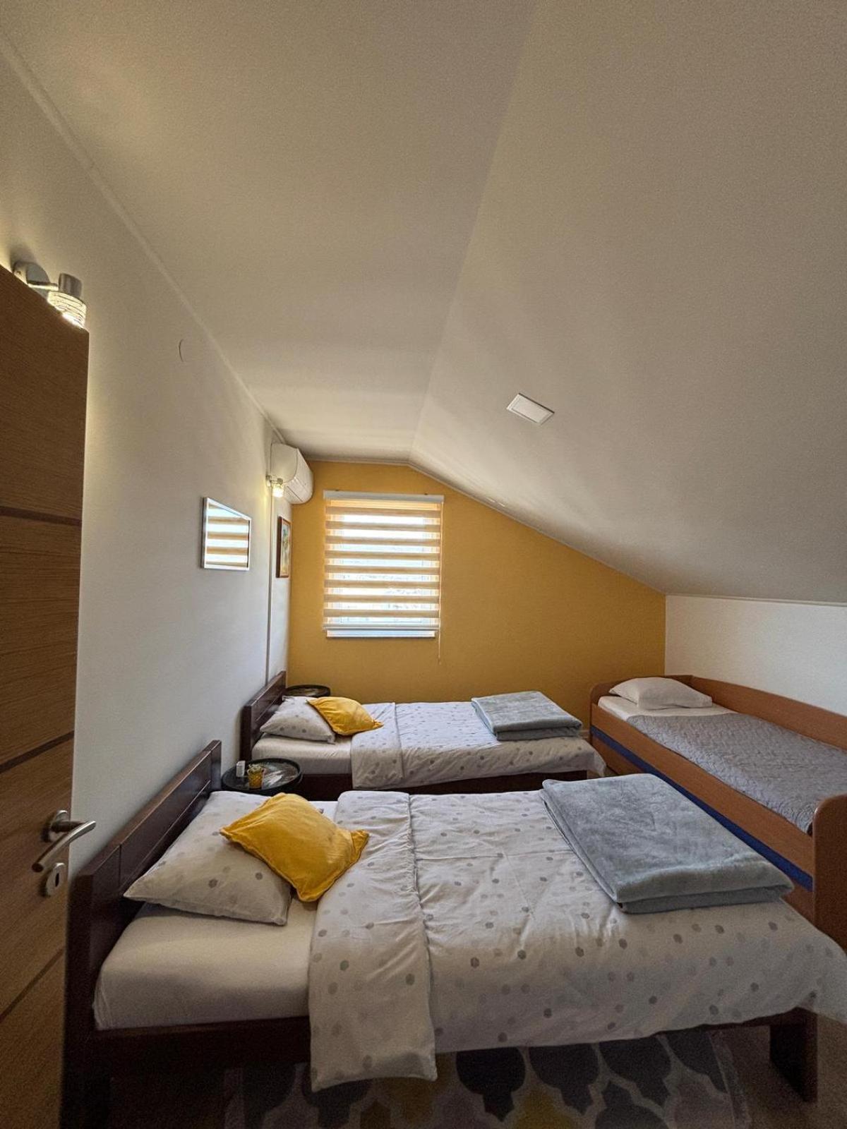 Sobe I Apartman R Bileća Exterior foto